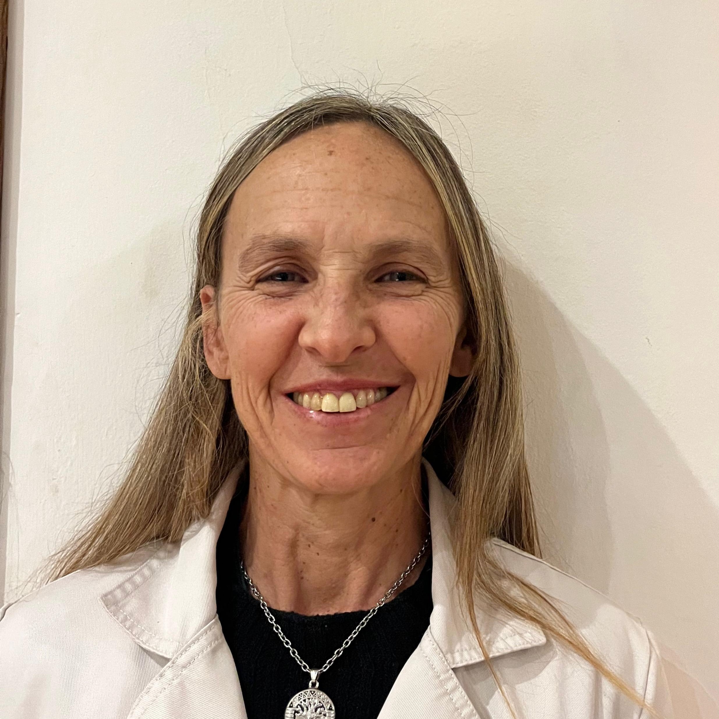 Foto de dra.Andrea Forrester, Endocrinología Infantil